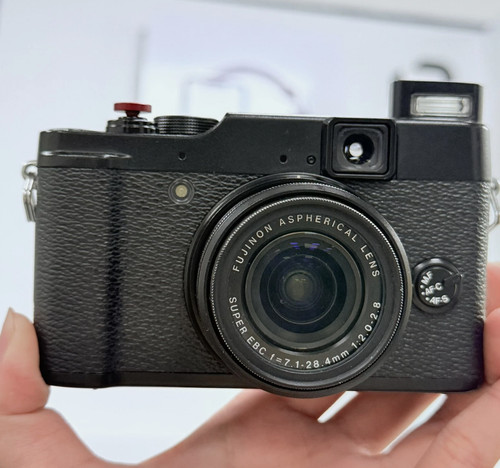 Fujifilm x10 4x zoom - x10, mp
